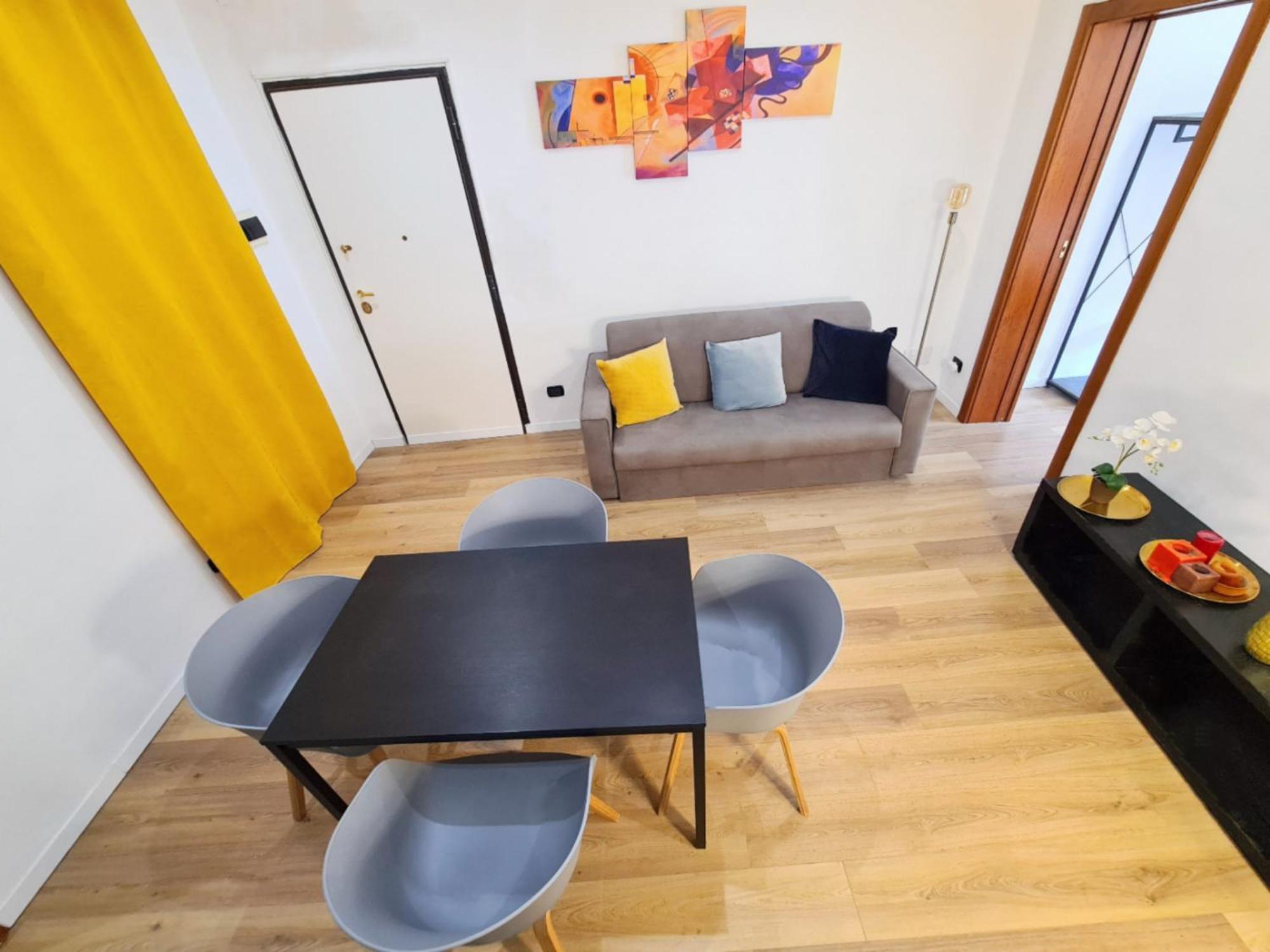 Luxury Flat In Center By The Sea Apartment Бари Екстериор снимка