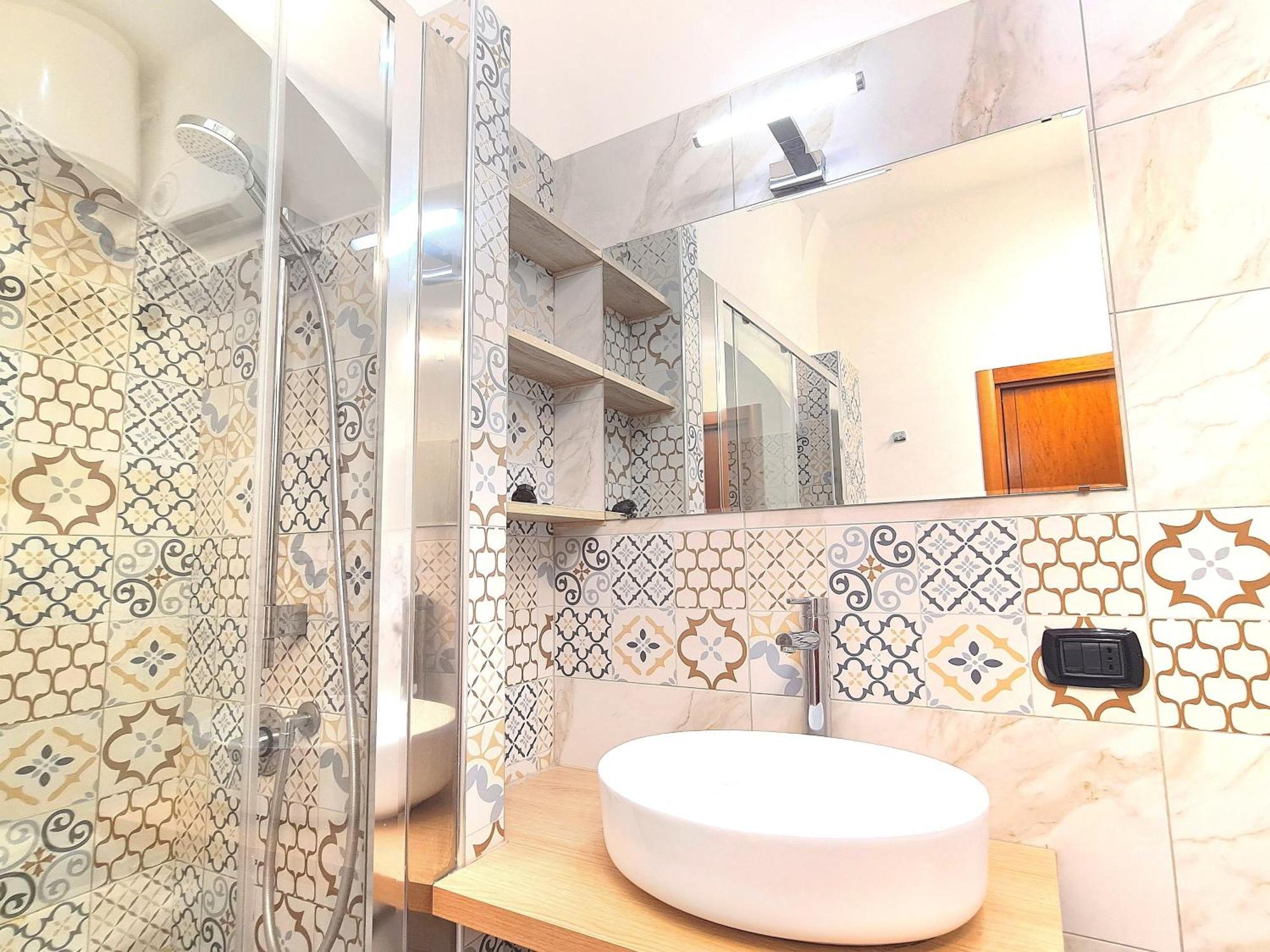 Luxury Flat In Center By The Sea Apartment Бари Екстериор снимка